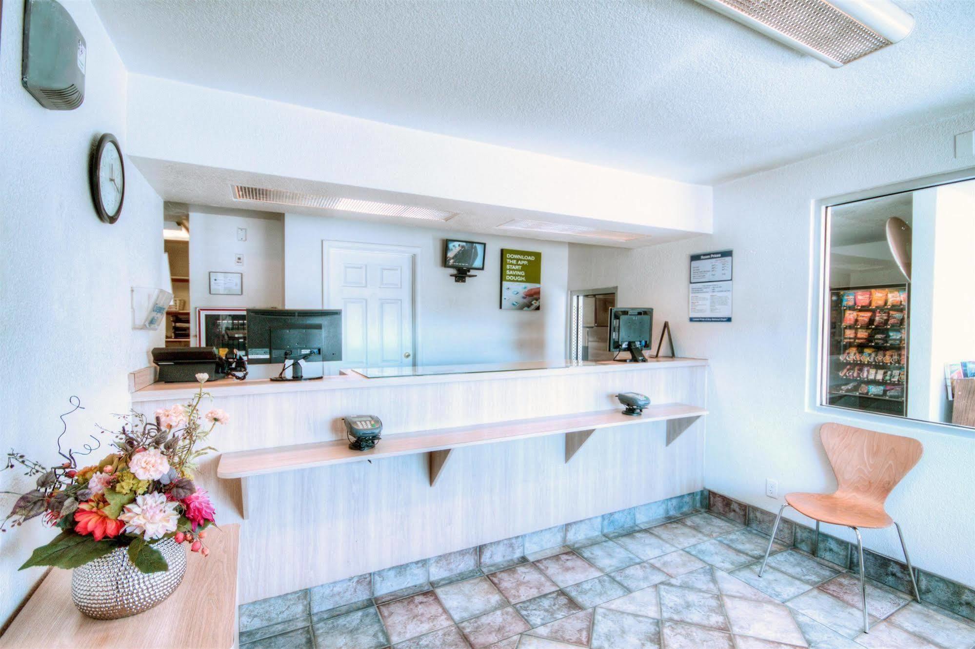 Rodeway Inn ラスクルーセス エクステリア 写真
