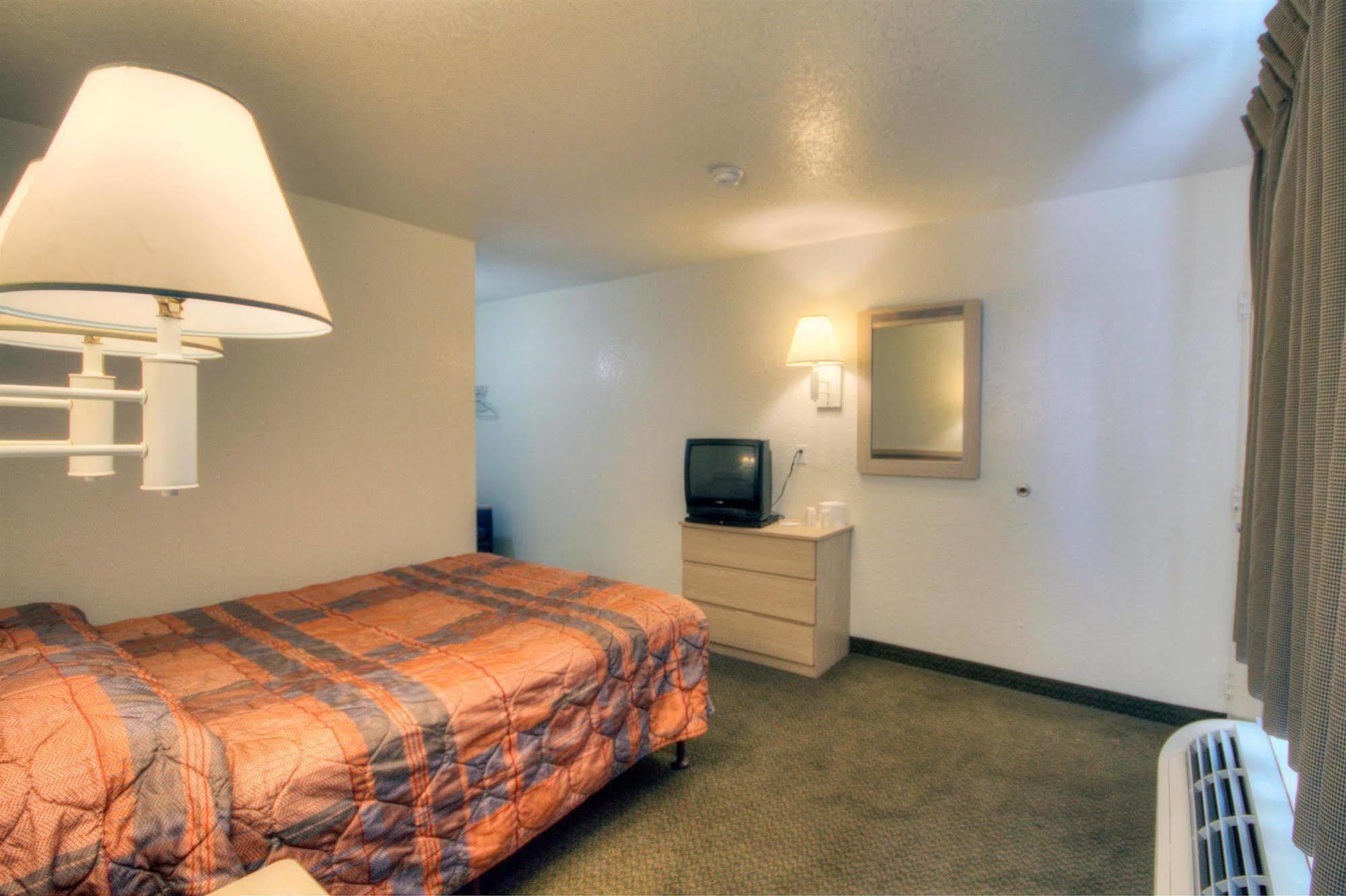 Rodeway Inn ラスクルーセス エクステリア 写真