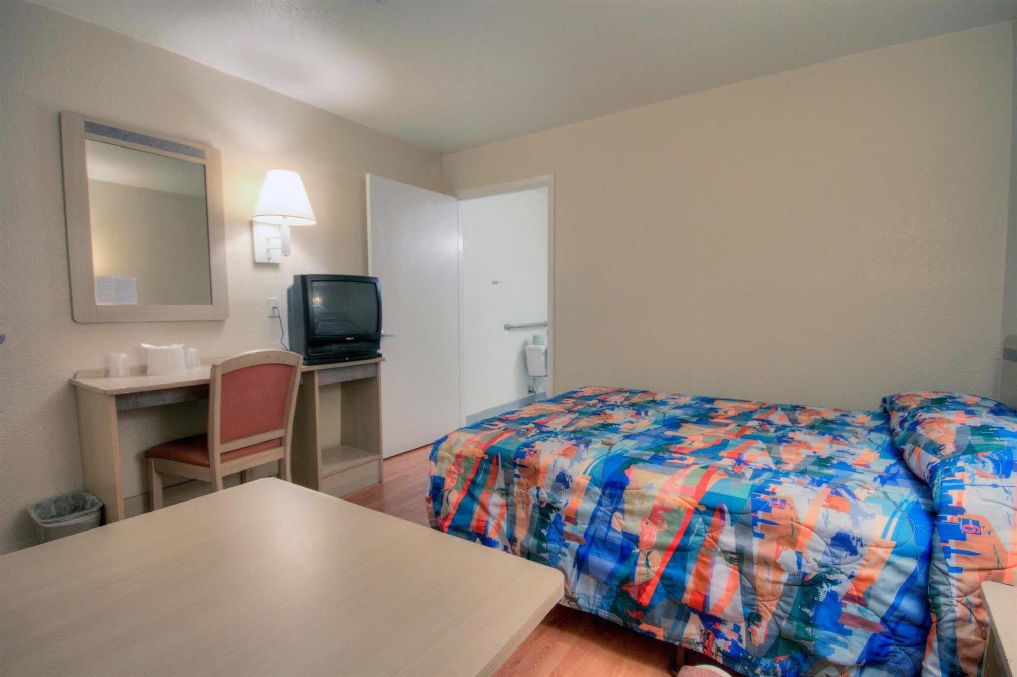 Rodeway Inn ラスクルーセス エクステリア 写真