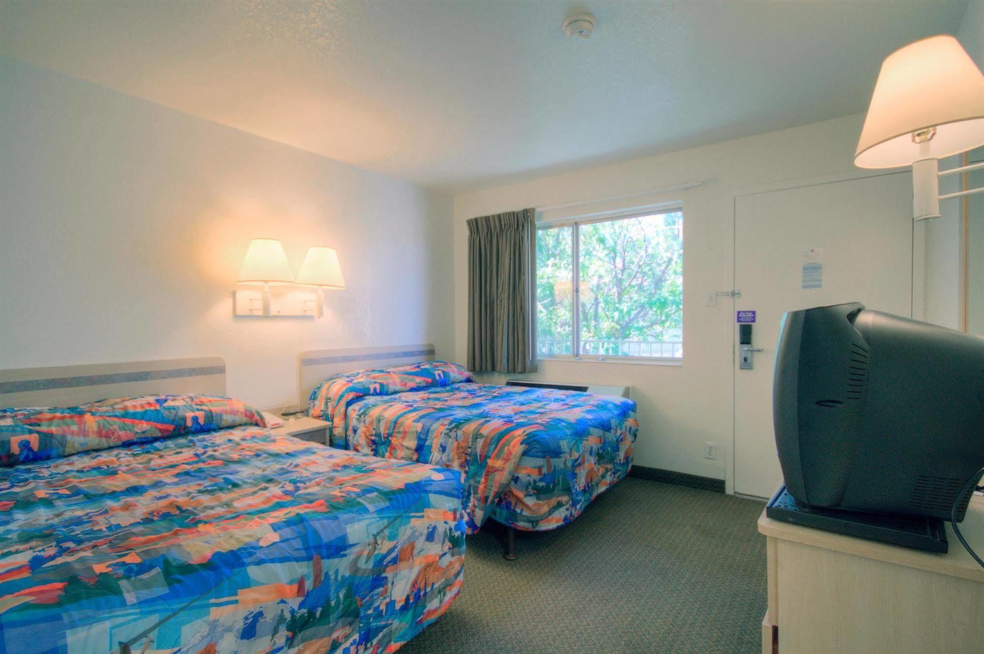 Rodeway Inn ラスクルーセス エクステリア 写真