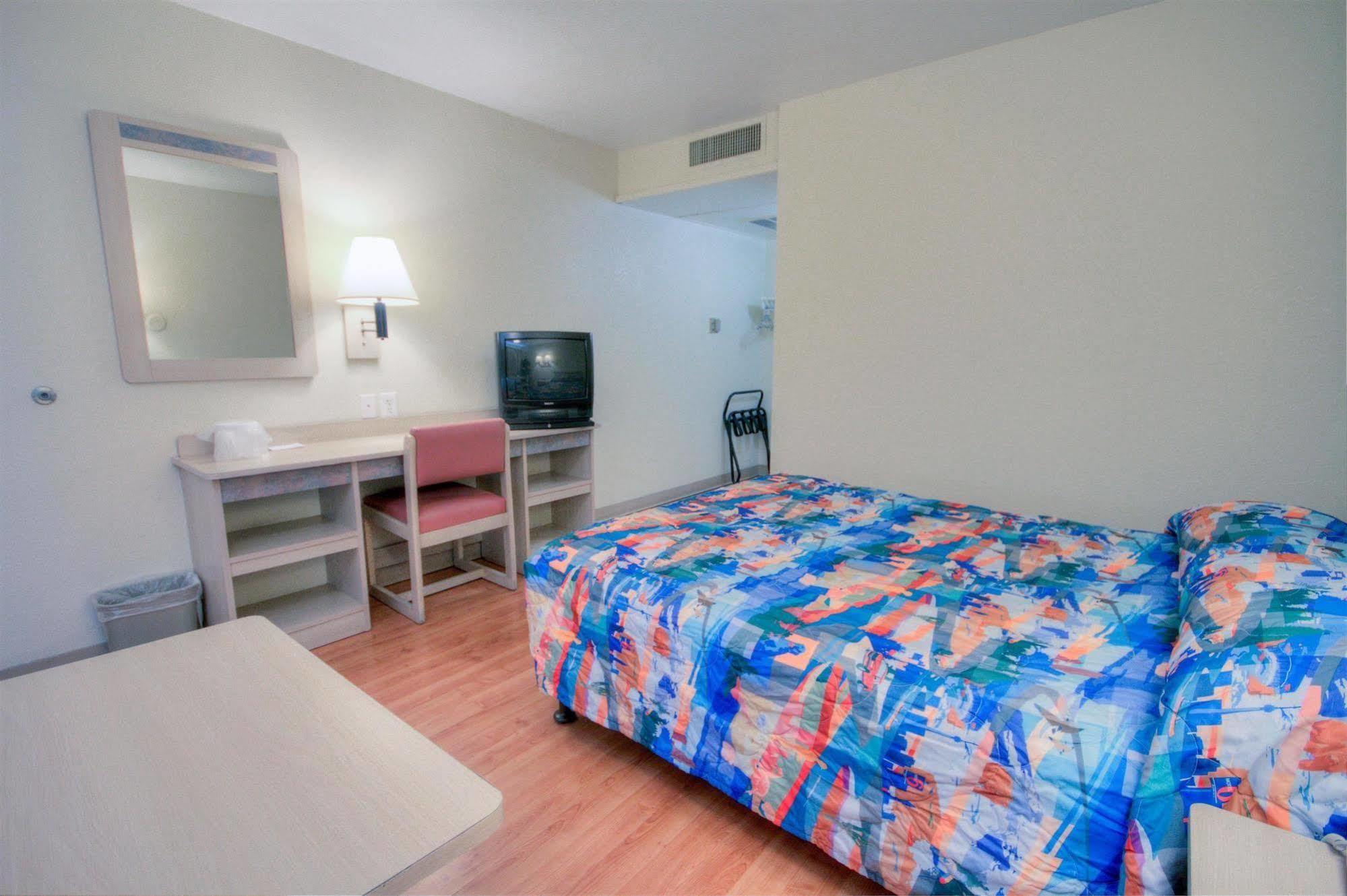 Rodeway Inn ラスクルーセス エクステリア 写真